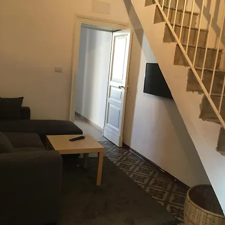 Apartment Bohemian Terrace Downtown
